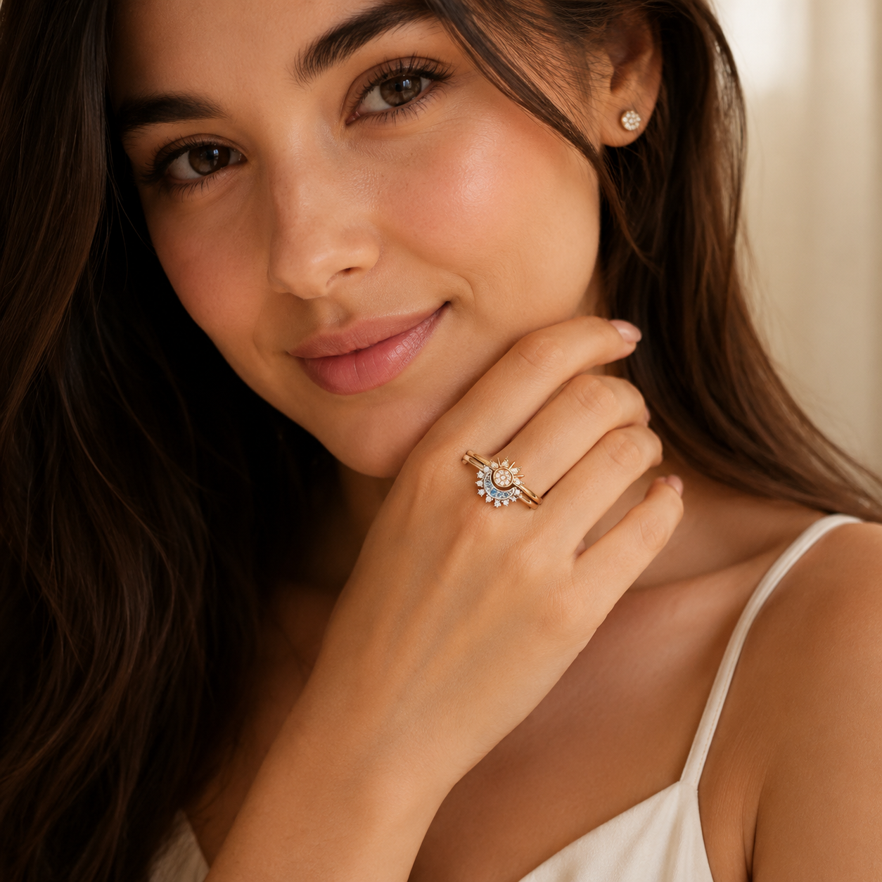 Conjunto de anillos Celestial Sol y Luna – anillos brillantes de sol y luna azul con baño de oro de 14K/plata