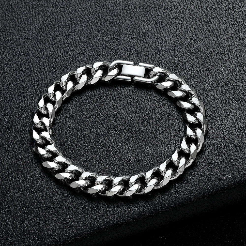 Pulsera Cubana para Hombre de Acero Titanio 316L de 8MM en Dorado y Negro - Joyería Hip Hop de Moda (Disponible en 18/20/22CM)