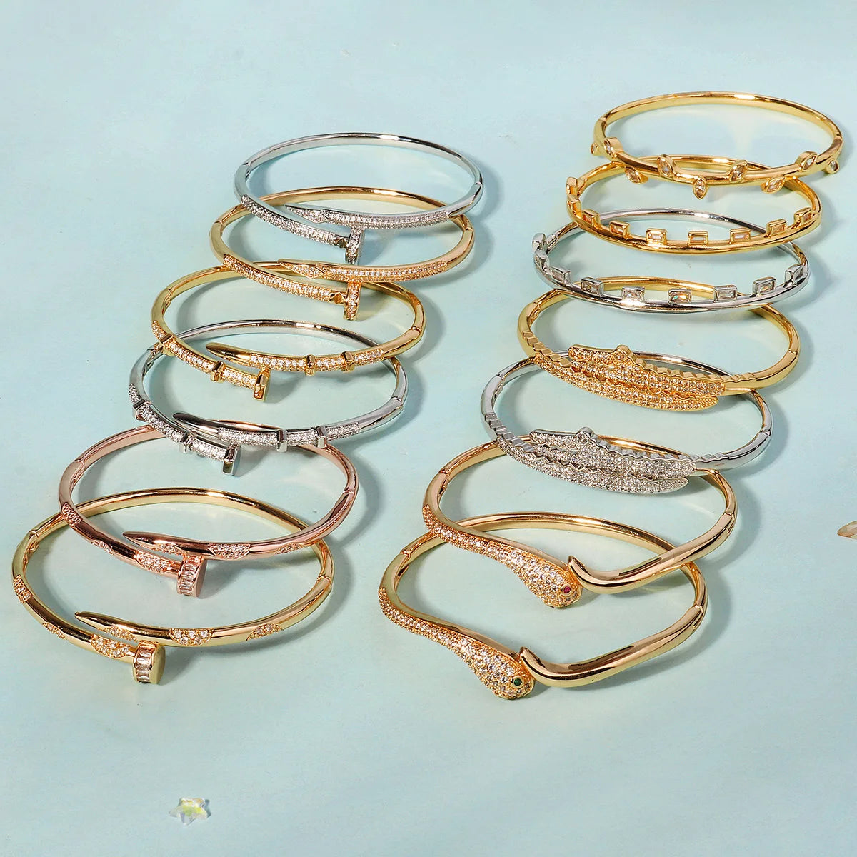 Pulsera Elegante Clásica Tipo Clavo para Mujer en Acero Inoxidable – Joyería Moderna para Uso Diario y Regalo Ideal